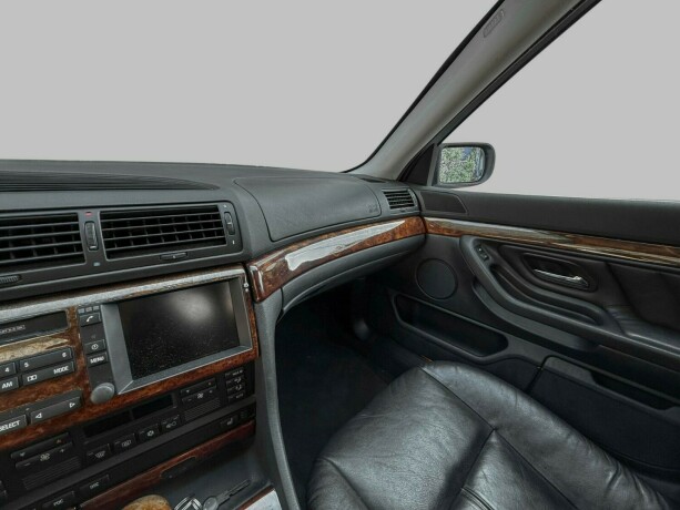 bmw-7-serie-bensin-2000-big-32
