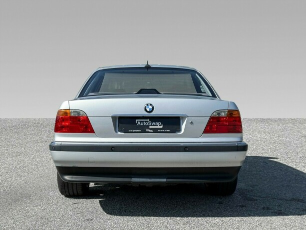 bmw-7-serie-bensin-2000-big-14