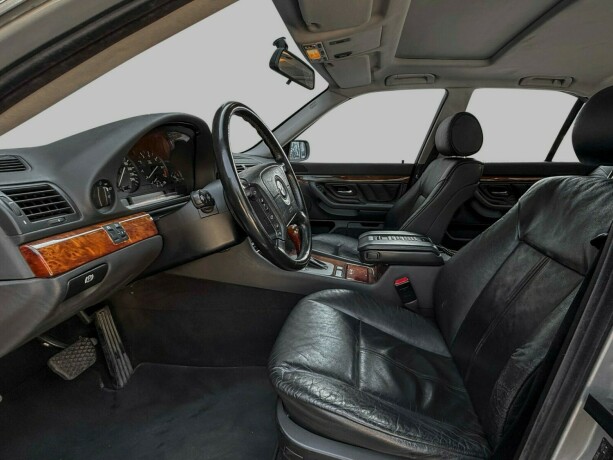 bmw-7-serie-bensin-2000-big-22