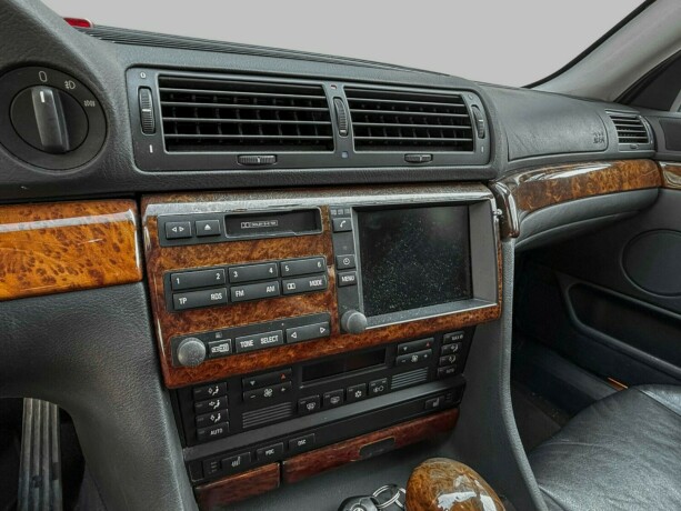 bmw-7-serie-bensin-2000-big-31