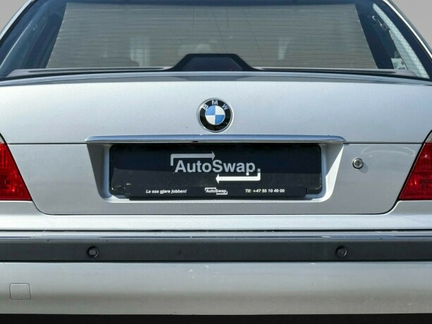 bmw-7-serie-bensin-2000-big-17