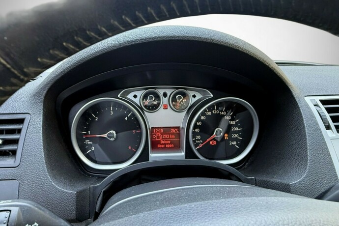 ford-kuga-diesel-2008-big-18