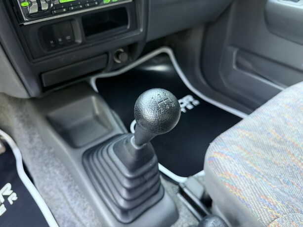 suzuki-jimny-bensin-1999-big-15
