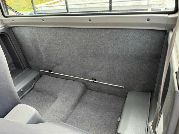 nissan-king-cab-diesel-2011-big-21