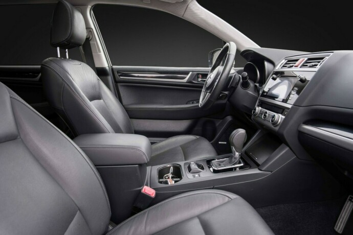 subaru-outback-bensin-2017-big-35