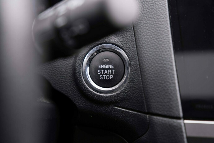 subaru-outback-bensin-2017-big-20