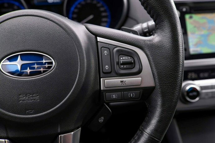 subaru-outback-bensin-2017-big-15