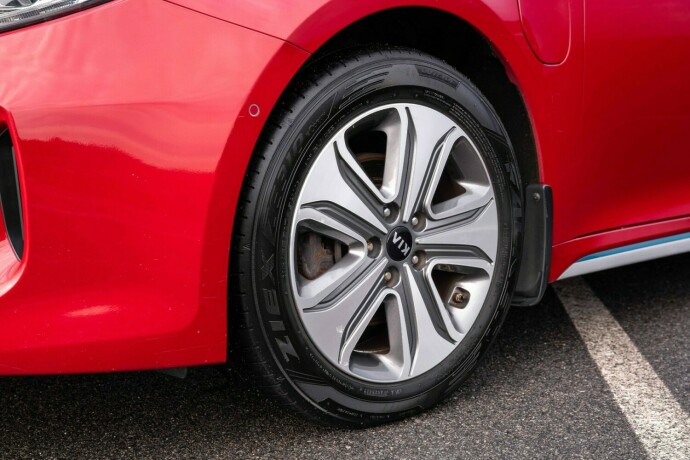 kia-optima-plug-in-petrol-2018-big-3