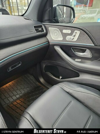 mercedes-benz-gle-elektrisitetdiesel-2023-big-15
