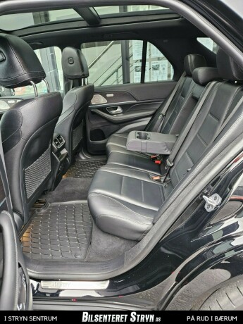 mercedes-benz-gle-elektrisitetdiesel-2023-big-16