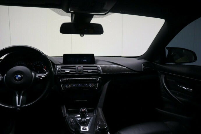 bmw-m4-bensin-2017-big-18