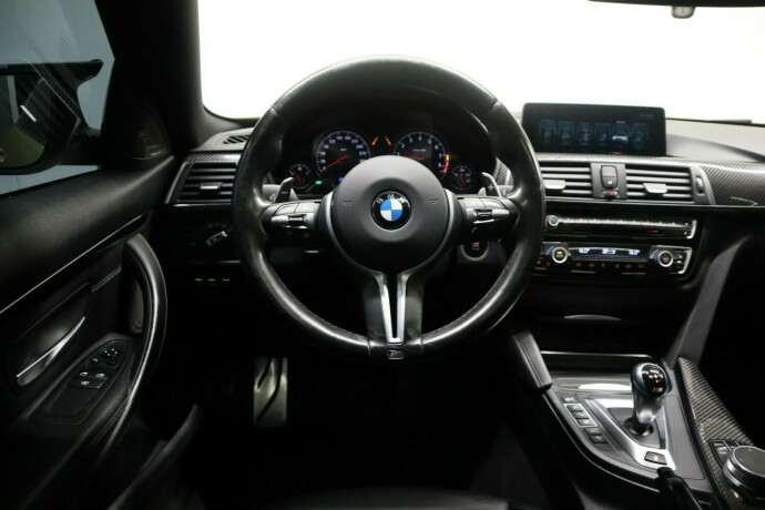 bmw-m4-bensin-2017-big-20