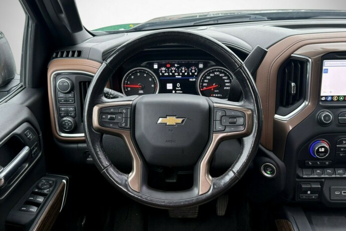 chevrolet-silverado-bensin-2022-big-38