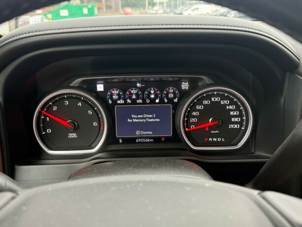 chevrolet-silverado-bensin-2022-big-21