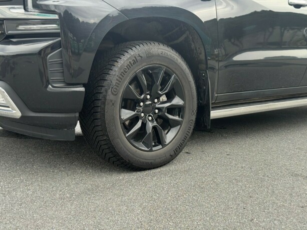 chevrolet-silverado-bensin-2022-big-5