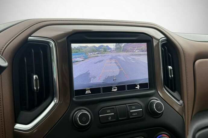 chevrolet-silverado-bensin-2022-big-29
