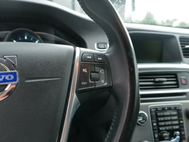 volvo-v60-diesel-2013-big-13