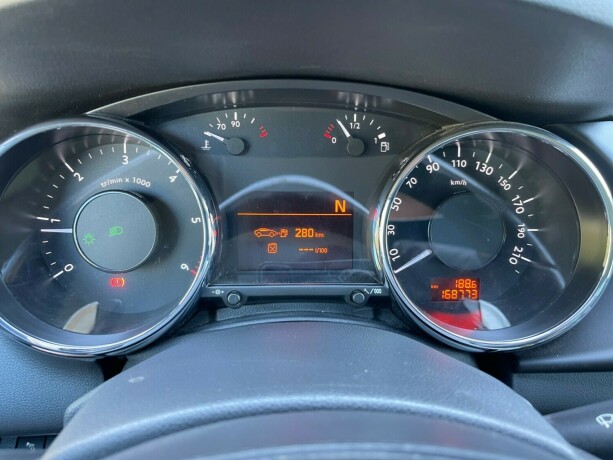 peugeot-3008-diesel-2009-big-14