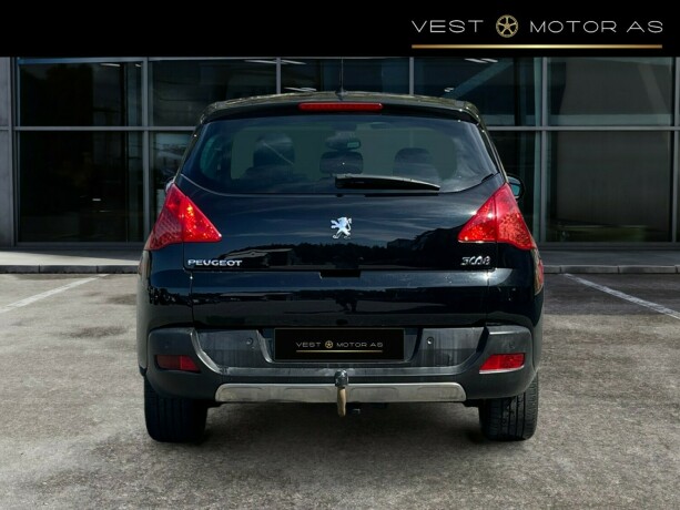peugeot-3008-diesel-2009-big-5