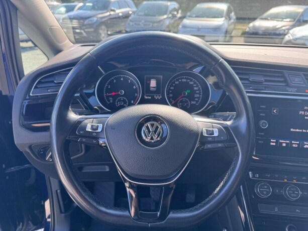 volkswagen-touran-bensin-2020-big-18