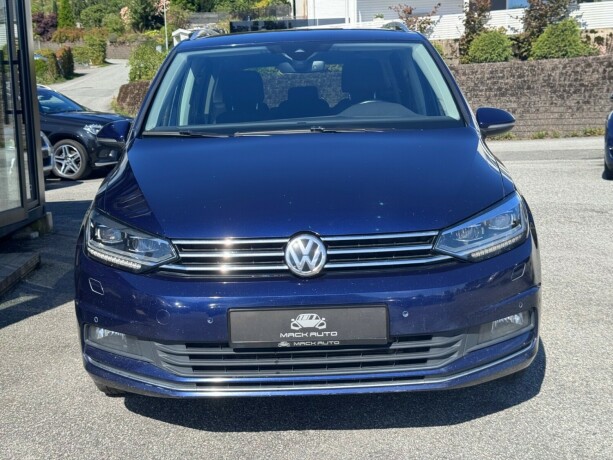 volkswagen-touran-bensin-2020-big-5