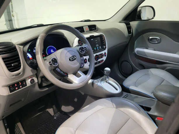 kia-soul-elektrisitet-2019-big-13
