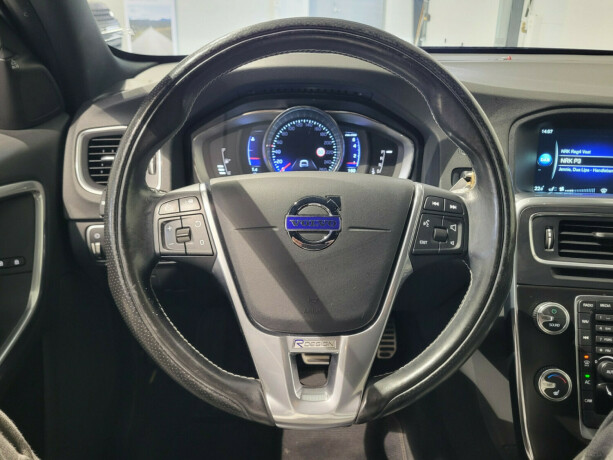 volvo-v60-bensin-2016-big-12