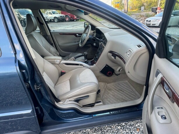 volvo-xc-70-diesel-2005-big-8