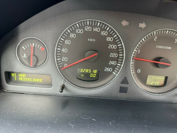 volvo-xc-70-diesel-2005-big-25