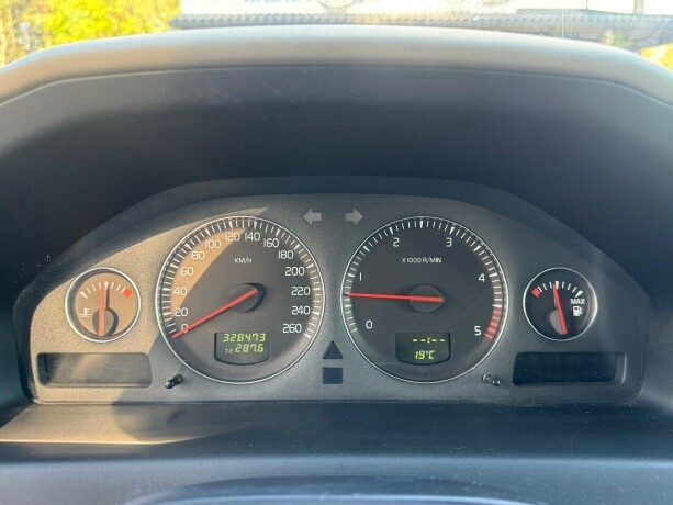 volvo-xc-70-diesel-2005-big-13