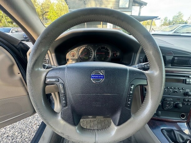 volvo-xc-70-diesel-2005-big-12