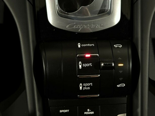 porsche-cayenne-elektrisitetbensin-2017-big-25