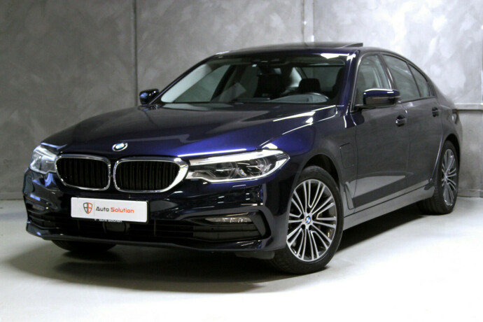 bmw-5-serie-elektrisitetbensin-2020-big-0