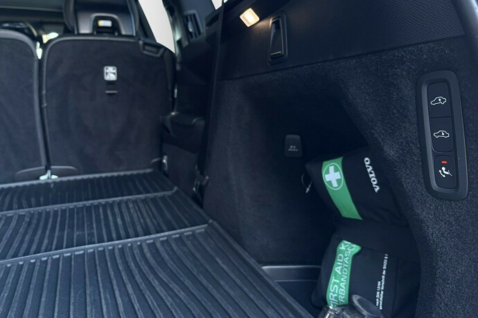 volvo-xc-90-elektrisitetbensin-2022-big-13