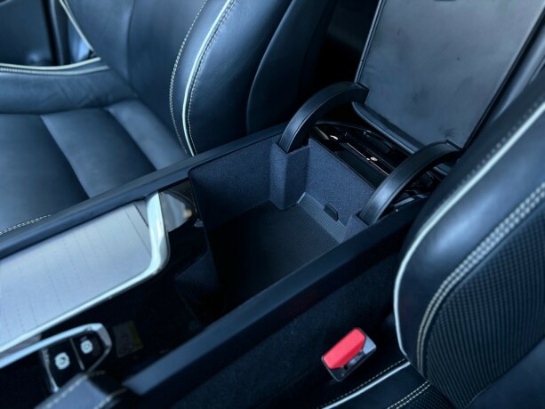 volvo-xc-90-plug-in-petrol-2022-big-40