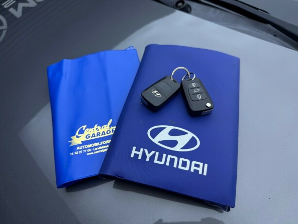 hyundai-i30-bensin-2009-big-26