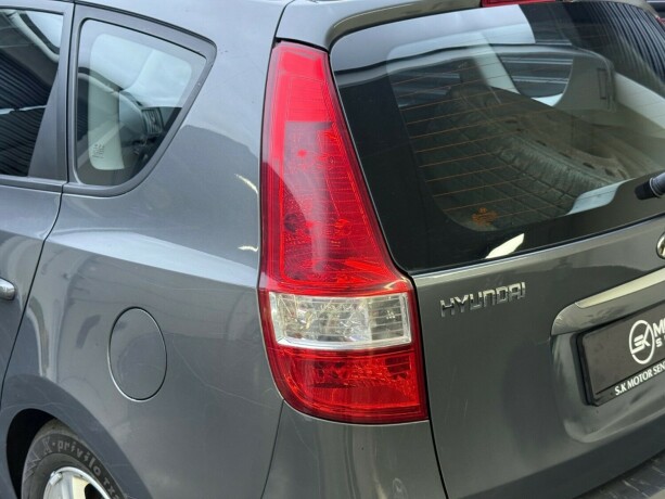 hyundai-i30-bensin-2009-big-6