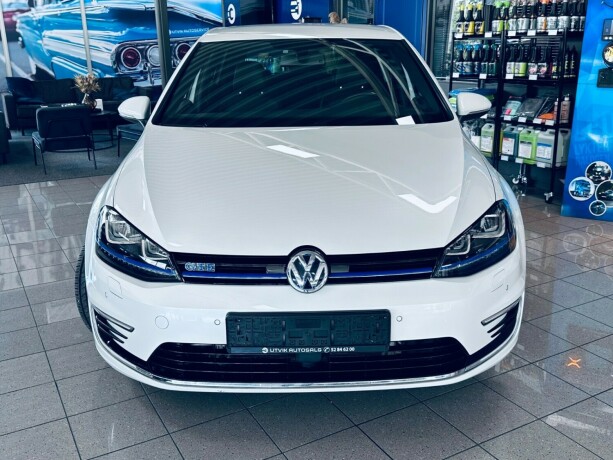 volkswagen-golf-elektrisitetbensin-2016-big-1