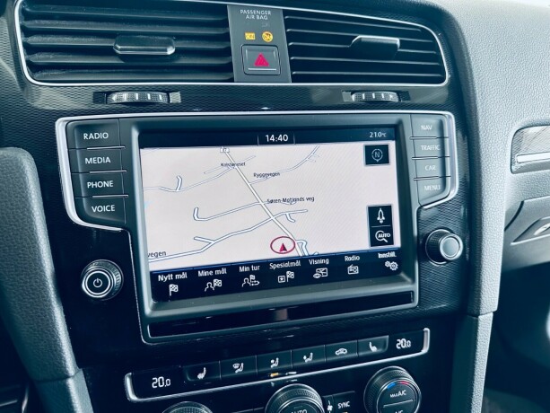volkswagen-golf-elektrisitetbensin-2016-big-20