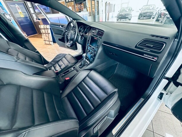 volkswagen-golf-elektrisitetbensin-2016-big-29