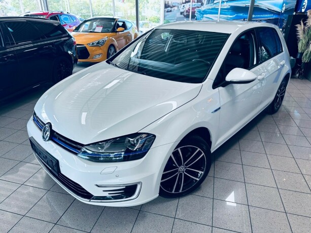 volkswagen-golf-elektrisitetbensin-2016-big-2