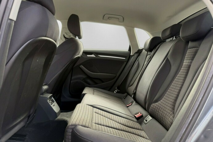 audi-a3-bensin-2013-big-10