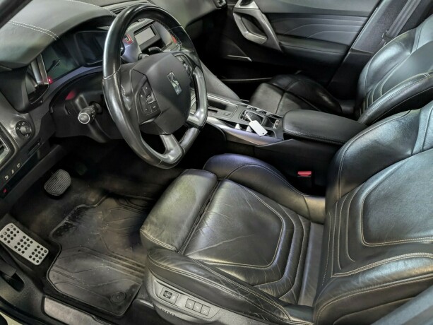 citroen-ds5-diesel-2012-big-17