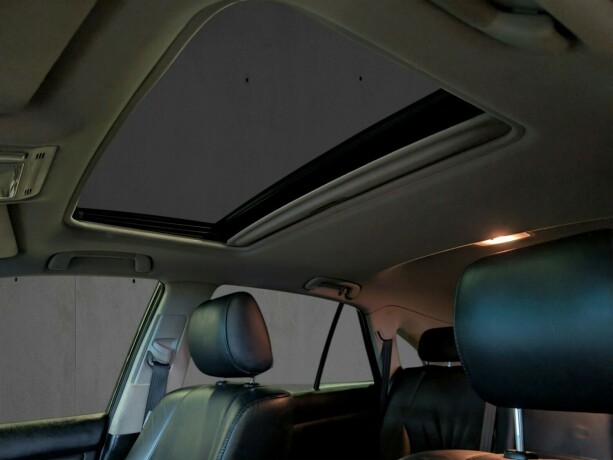 lexus-rx400h-bensin-2009-big-25