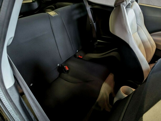 honda-cr-z-bensin-2011-big-20