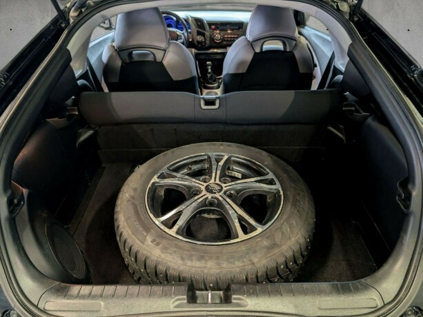 honda-cr-z-bensin-2011-big-24