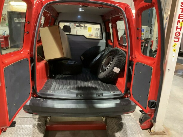 volkswagen-caddy-maxi-diesel-2020-big-3