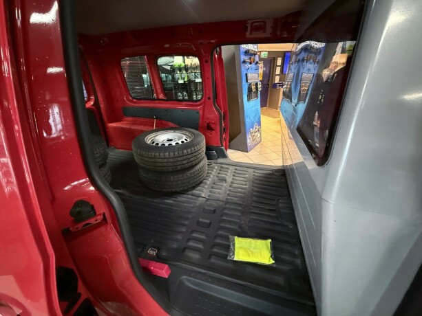 volkswagen-caddy-maxi-diesel-2020-big-22