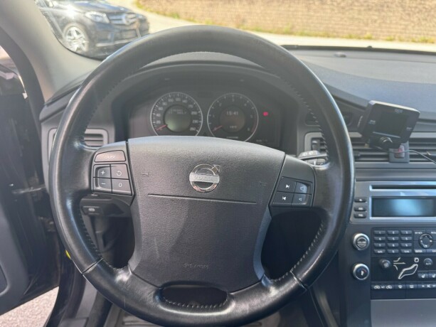 volvo-v70-diesel-2008-big-13