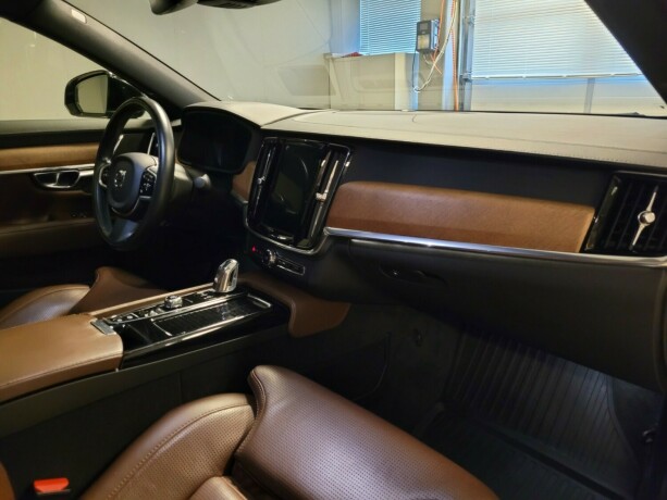 volvo-s90-elektrisitetbensin-2018-big-12